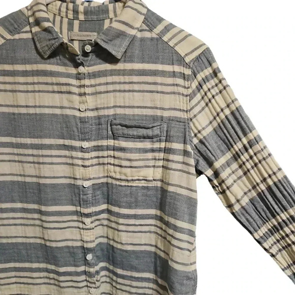 Outerknown Costa Gauzy Button Down Shirt Small - Picture 3 of 9